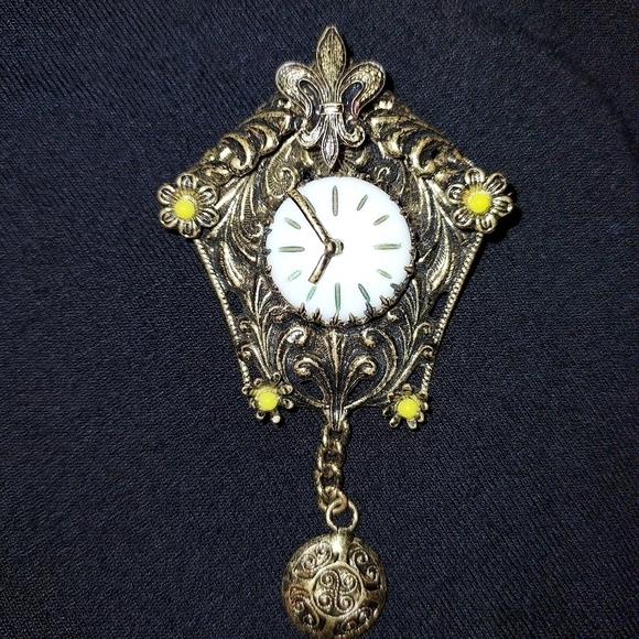 Vintage 40"s brass and glass face cuckoo clock Brooch pin Czech Slovakic - Picture 9 of 10